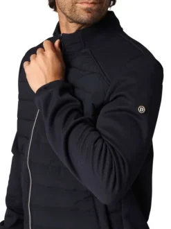 Blouson marine avec un col montant zippé et logo de la marque sur une manche