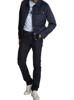 Blouson marine uni avec une coupe droite et une fermeture boutonnée