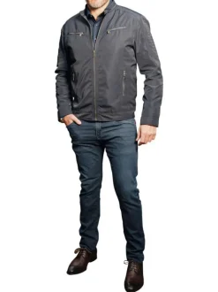 Blouson marine uni avec une coupe droite un col boutonné et 5 poches