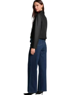 Blouson noir uni à coupe droite avec col à revers et 2 poches à boutons