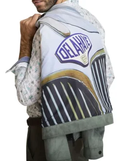 Blouson vert d'eau uni avec une coupe droite et un col montant