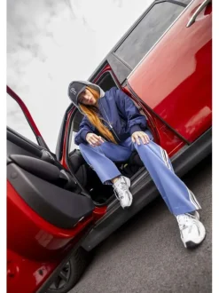 Bomber marine uni à coupe oversize avec col à capuche et 2 poches