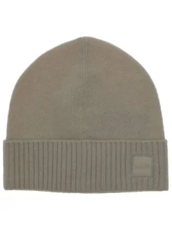 Bonnet beige uni avec revers en bord-côte et patch de la marque
