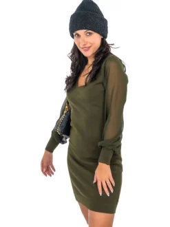Bonnet noir uni avec large revers côtelé avec petits fils en lurex
