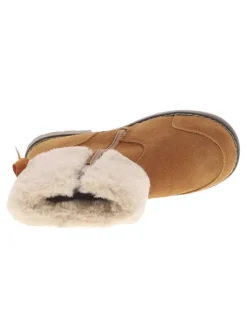 Boots marron à semelle crantée et doublure en fourrure aux chevilles