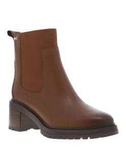 Boots en cuir cognac à talon décroché moyen avec soufflet élastiqué et logo