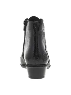 Boots en cuir noires à talon décroché bas avec un zip côté interne
