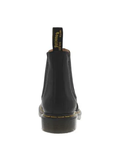Boots en cuir noires à talon plat avec fermeture par bandes élastiquées