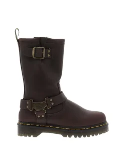 Bottes en cuir marron à talon décroché bas avec une boucle à ardillon