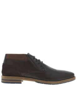 Bottines en cuir brunes avec un talon décroché bas et des lacets
