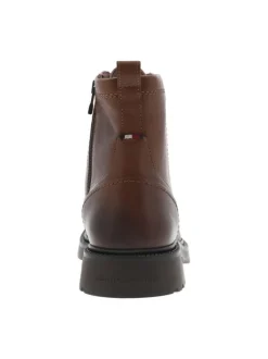 Bottines en cuir cognac à talon plat et à lacets et zip latéral et surpiqûres