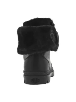 Bottines en cuir grainé noir à tige rabattable, fourrées, lacets plats