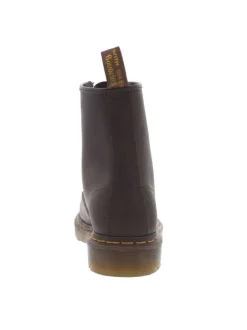 Bottines en cuir marron à talon décroché bas avec des lacets ronds
