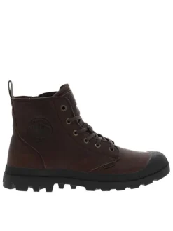 Bottines en cuir marron à talon plat avec des lacets et un zip latéral