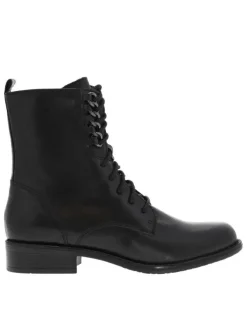 Bottines en cuir noir à semelle à trépointe striée à talon décroché bas et à lacets et zip latéral