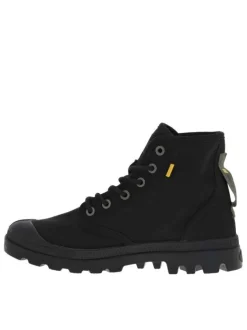 Bottines Pampa en toile noire à talon décroché bas, semelle plate vulcanisée et lacets ronds