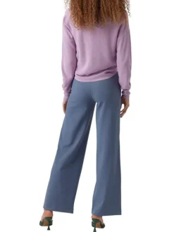 Cardigan boutonné parme en maille jersey avec une coupe droite et un col v