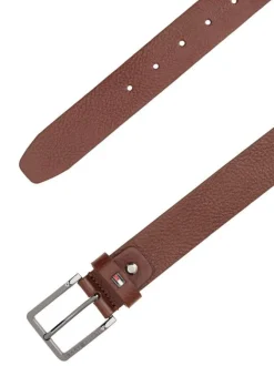 Ceinture en cuir camel avec logo de la marque et boucle à ardillon