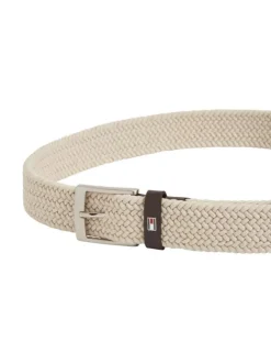 Ceinture écrue en maille tressée pourvue d'une fermeture par boucle ardillon