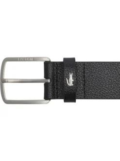 Ceinture en cuir de vache noire pourvue d'une fermeture par boucle ardillon