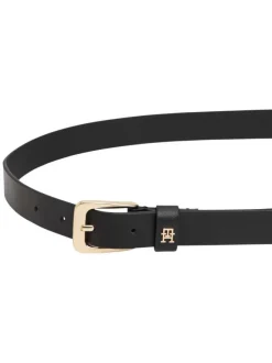 Ceinture en cuir noire unie avec fermeture à boucle à ardillon dorée
