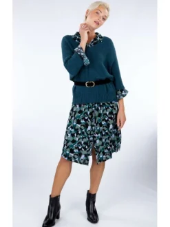 Ceinture en daim et en cuir noir avec une boucle en métal doré