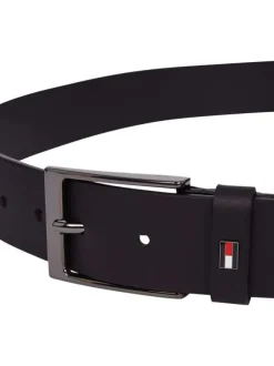 Ceinture Layton en cuir noire unie lisse avec boucle à ardillon noire