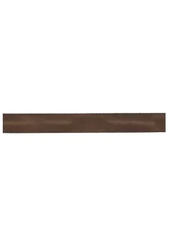 Ceinture marron en cuir avec effet d'usure et une boucle métallique argentée
