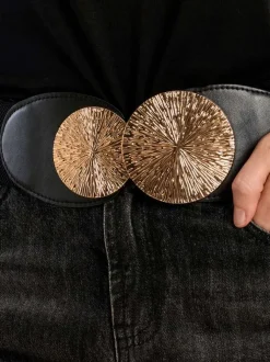 Ceinture noire unie pourvue de deux boucles ornementales dorées