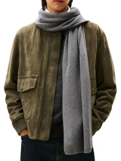 Écharpe grise en coton et maille tricotée avec le logo de la marque