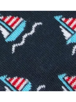 Chaussettes hautes noires fantaisie avec une coupe mi-haute et un motif voilier