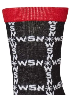 Chaussettes noires, blanches et rouge avec inscriptions et une coupe haute