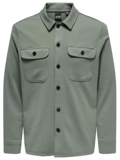 Chemise anthracite unie avec une coupe droite et un col français