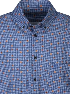 Chemise bleue à coupe droite avec un col américain et manches courtes