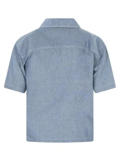 Chemise bleue unie pourvue d'une coupe droite et d'un col chemise