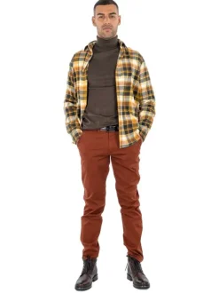 Chemise à carreaux en coton mélangé caramel avec une coupe droite