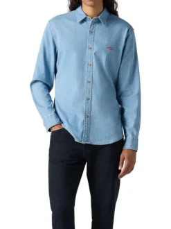 Chemise denim en coton mélangé bleue ciel unie avec une coupe slim et le logo