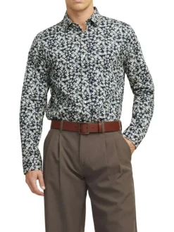 Chemise en coton beige à motifs liberty avec une coupe droite et col français