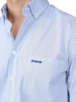 Chemise en coton biologique blanche imprimée avec une coupe droite