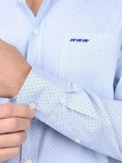 Chemise en coton biologique blanche imprimée avec une coupe droite