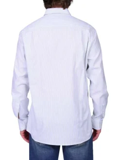 Chemise en coton biologique bleu ciel à rayures et avec une coupe droite