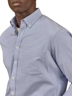 Chemise en coton biologique bleu à motif pied de poule et à coupe droite