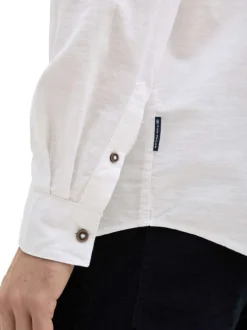 Chemise en coton blanche chinée avec une coupe regular fit et une poche