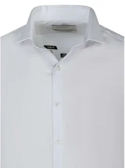Chemise en coton blanche à coupe droite pourvue d'un col à revers