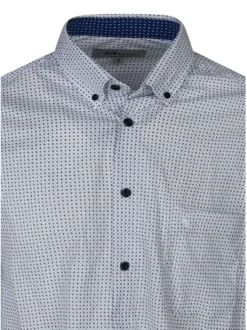 Chemise en coton blanche et bleue avec une coupe droite et un col américain