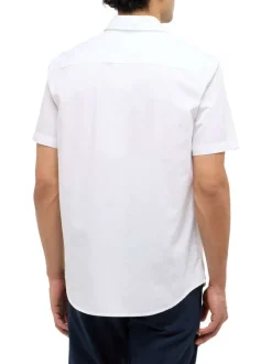 Chemise en coton blanche unie avec une coupe slim et un col français