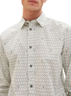 Chemise en coton blanc imprimé géométrique avec col français et coupe droite