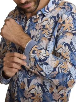 Chemise en coton bleue à coupe ajustée pourvue d'un col à revers