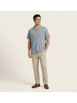 Chemise en coton bleue à coupe droite pourvue d'un col cubain