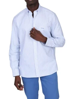 Chemise en coton bleue imprimée avec une coupe droite à col français